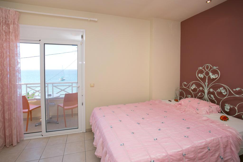 Studios Akrogiali Limenaria  Habitación foto
