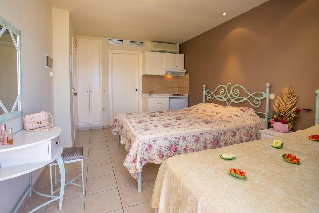 Studios Akrogiali Limenaria  Habitación foto