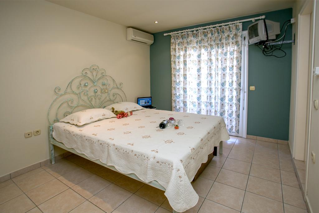 Studios Akrogiali Limenaria  Habitación foto